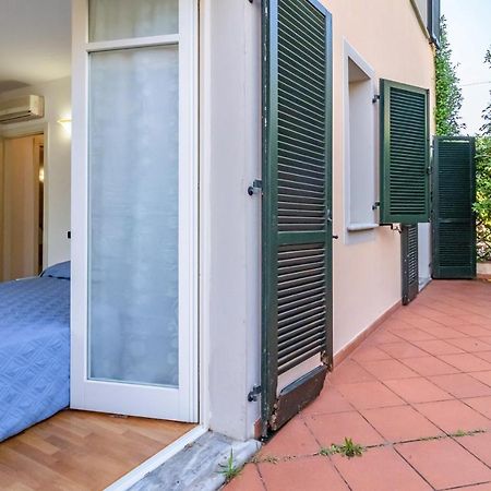 Piana Di Solaro Modern Flat & Swimming Pool Appartement Lerici Buitenkant foto